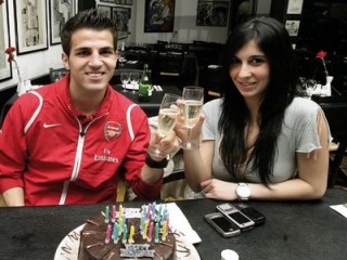 [Cesc_Fabregas_girlfriend_carla_9.jpg]