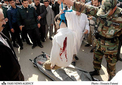 criminaliran9 Foto Pelaksanaan Hukum Gantung di Iran