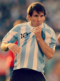 Lionel Messi in Argentina shirt