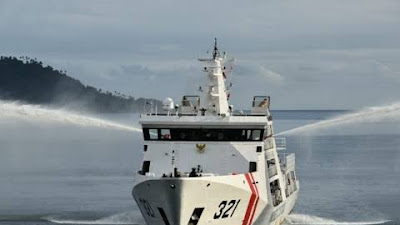 Dua Kapal Ikan Vietnam Diamankan Bakamla di Laut Natuna
