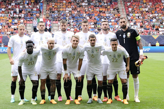 SELECCIÓN DE ITALIA. Temporada 2022-23. Frattesi, Tolói, Acerbi, Buongiorno, Cristante, Donnarumma. Gnonto, Dimarco, Mateo Retegui, Verratti y Raspadori. SELECCIÓN DE PAÍSES BAJOS 2 🆚 SELECCIÓN DE ITALIA 3 Domingo 18/06/2023, 15:00 horas. Liga de Naciones de la UEFA, partido por el tercer puesto. Enschede, Países Bajos, FC Twente Stadion. GOLES: ⚽0-1: 6’, Federico Dimarco. ⚽0-2: 20’, Davide Frattesi. ⚽1-2: 68’, Steven Bergwijn. ⚽1-3: 72’, Federico Chiesa. ⚽2-3: 89’, Georginio Wijnaldum.