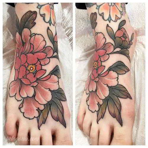 preciosos tatuajes de flores