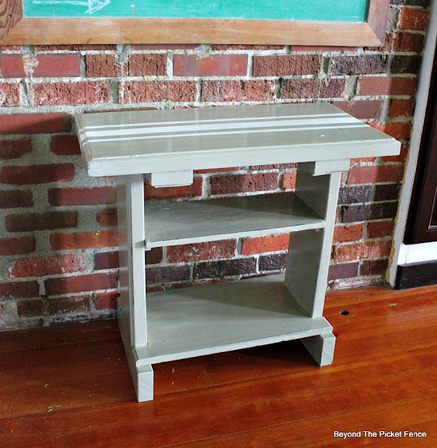 Table, upcycled, french linen, fusion mineral paint, http://bec4-beyondthepicketfence.blogspot.com/2016/05/french-linen-table.html