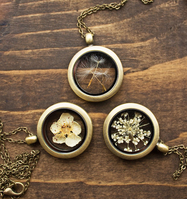 Tiny terrarium jewelry