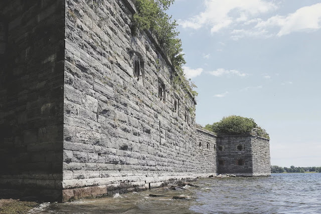 Fort montgomery
