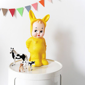 http://www.deoudespeelkamer.nl/lapin-and-me-baby-konijn-lamp-geel