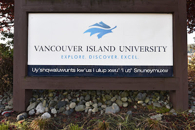 Vancouver Island University sign Nanaimo.