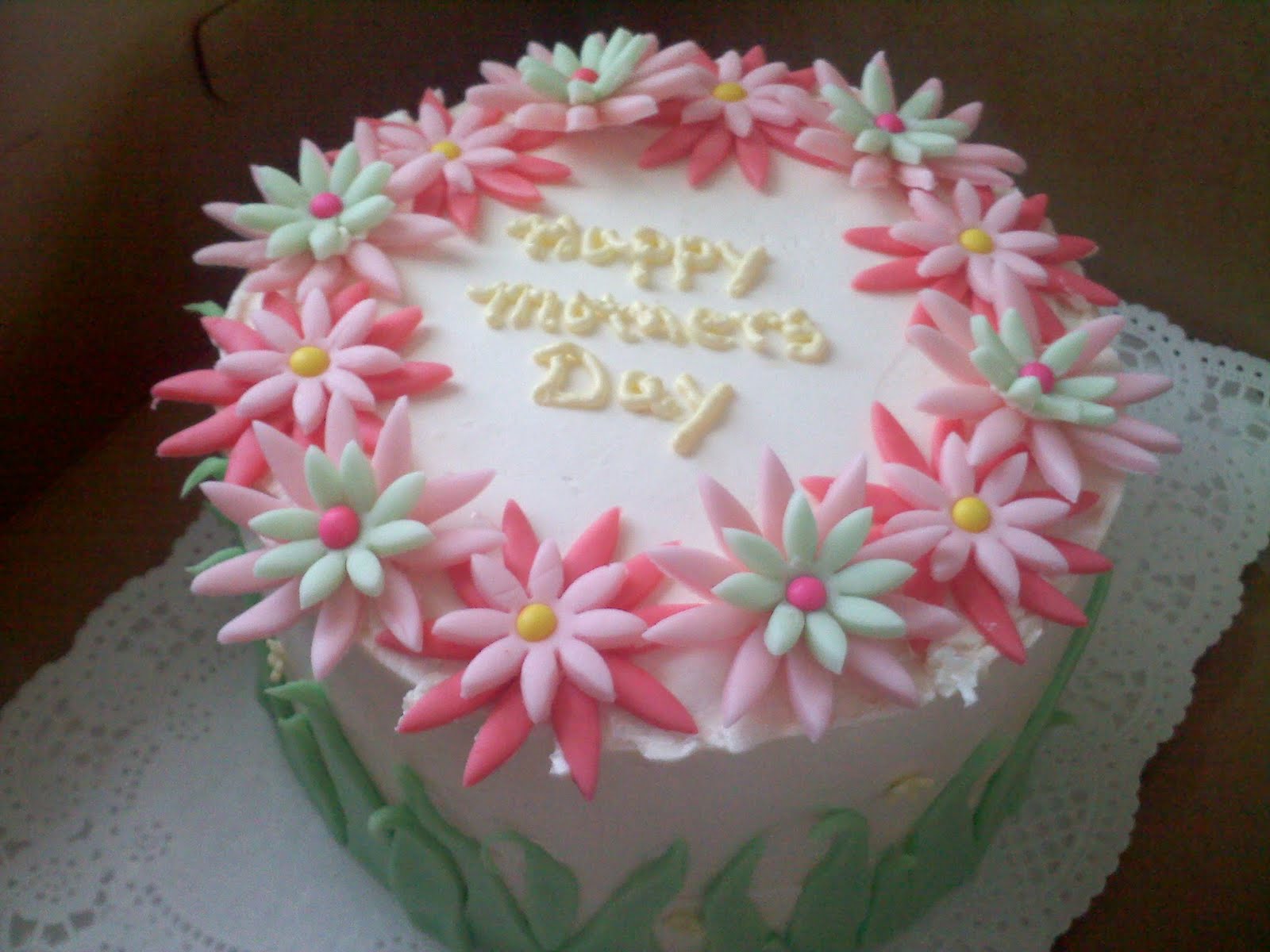 Pinky Promise Cakes: Mothers day cake.