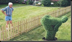 20081008-bad-neighbor