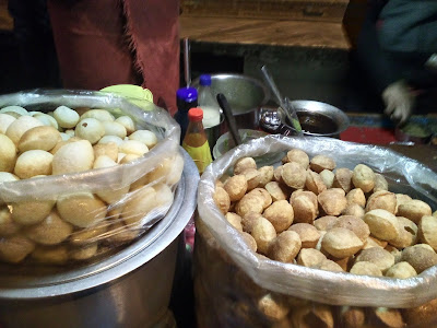 golgappe-shaukino-ke-liye-lekh