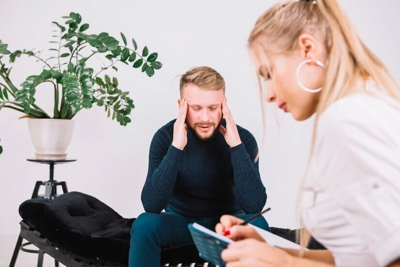 how to know if being a therapist is right for you, how to know if being a physical therapist is right for you, what your therapist doesn t tell you, signs your therapist is bad, therapist red flags, i am a therapist in love with my client