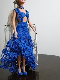 Vestido longo de crochê para Barbie  criado e confeccionado por Pecunia MillioM