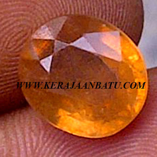 NATURAL YELLOW SAPPHIRE CORUNDUM KODE KB132