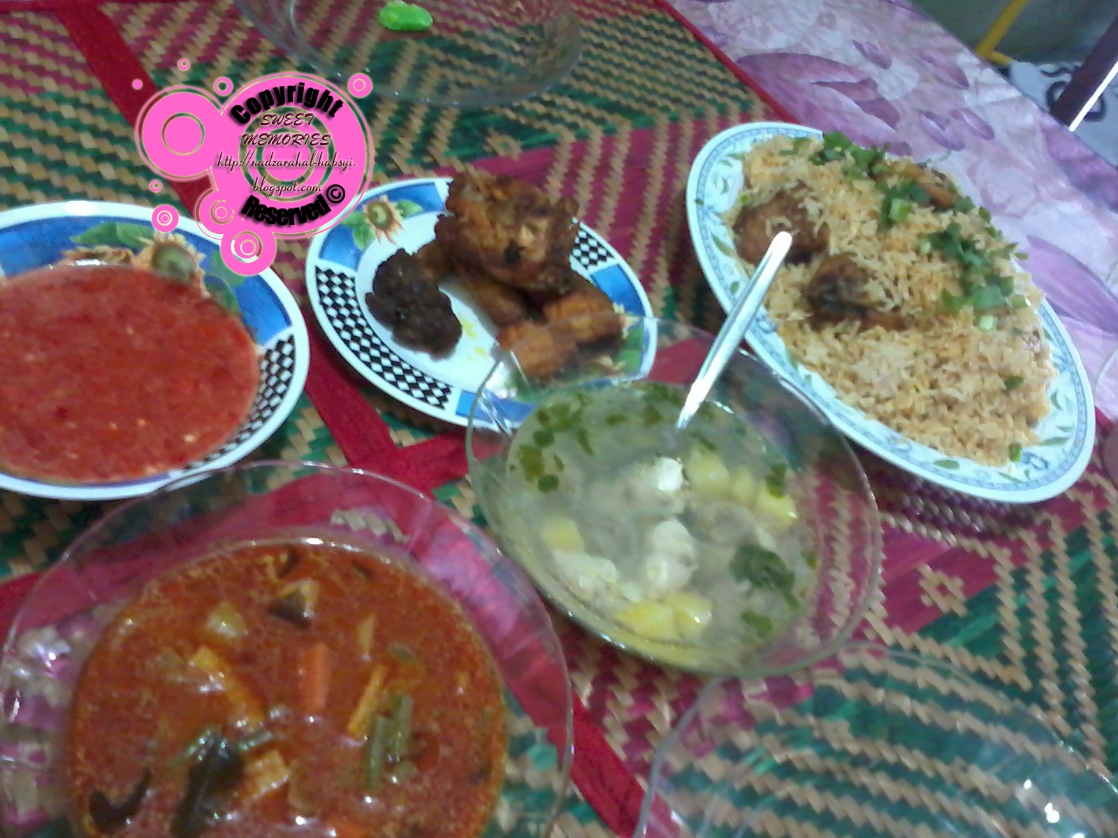 SWEET MEMORIES : Nasi Ayam Goreng sedapppp mesti 