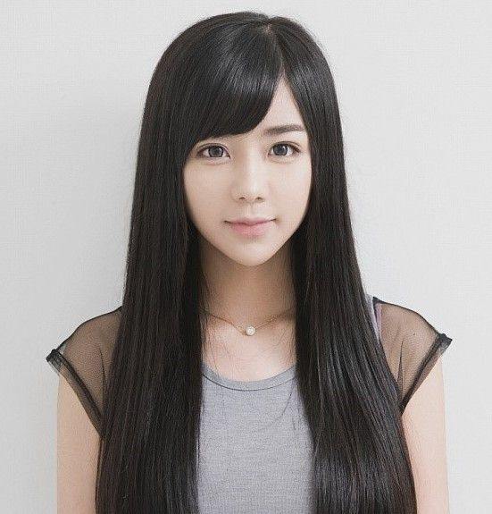 Lee Hee Jung, Gadis Dari Korea Seperti "Barbie Doll" (12 