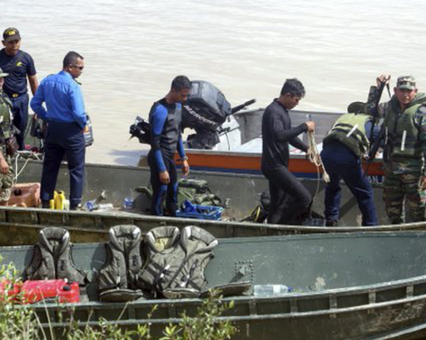 Kapten Rudolf Rex Ragas, gambar Kapten Rudolf Rex Ragas, juruterbang helikopter sarawak dijumpai, Kapten Rudolf Rex Ragas gambar sedih