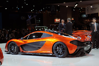 Mclaren P1 paris