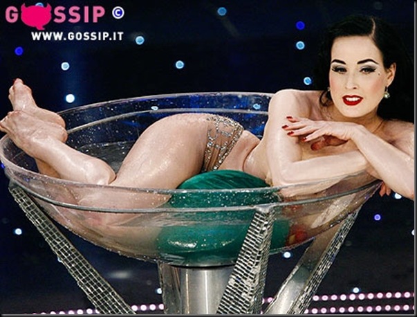 sexy_sul_palco_dita_von_teese_ebc7