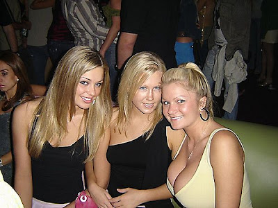 Busty Girls Making Their Friends Invisible