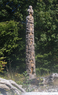 Beaver Crest Pole, Stanley Park, Vancouver