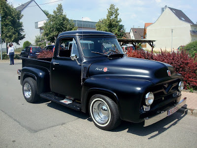 Ford Pickup