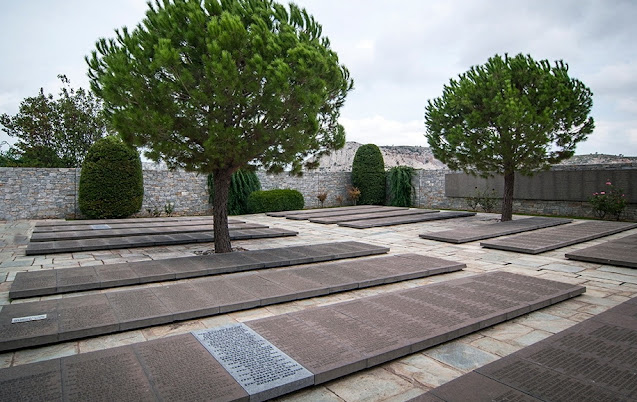 Deutscher Soldatenfriedhof de Dyonissos Rapendoza