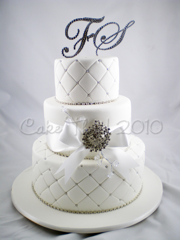  where I delivered the stunning Florencia's Bling Wedding cake