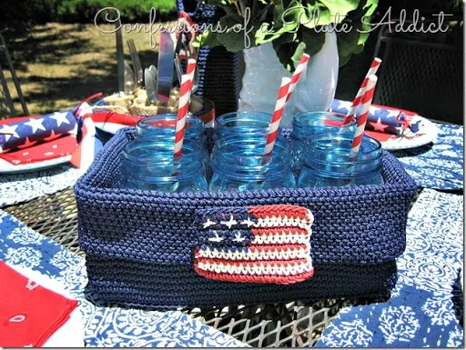 CONFESSIONS OF A PLATE ADDICT Summery Tablescape in Red, White and Blue CONFESSIONS OF A PLATE ADDICT Summery Tablescape in Red, White and Blue