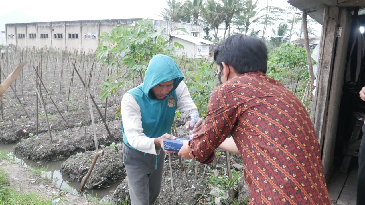 berbagi-makanan