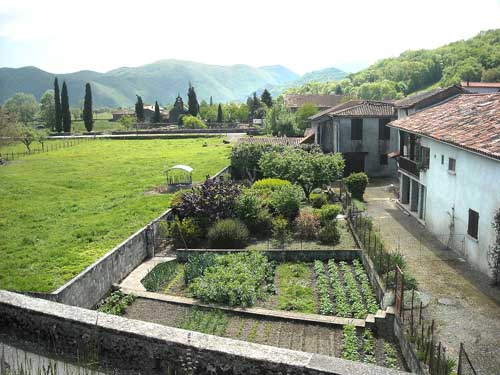 St.BertranddeComm-amphi.jpg St.BertranddeComm-amphi.jpg