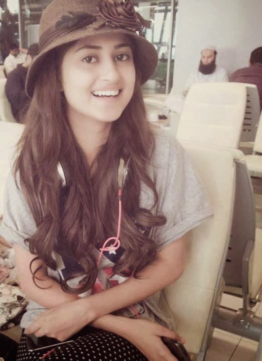 Sajal Ali Beautiful Selfie Pictures - Style Hunt World
