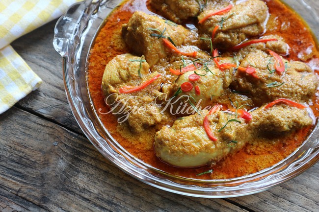 Kari Ayam Kapitan Nyonya Yang Sangat Sedap - Azie Kitchen