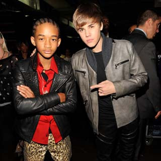 Justin Bieber - Happy New Year ft. Jaden Smith Lyrics | Letras | Lirik | Tekst | Text | Testo | Paroles - Source: emp3musicdownload.blogspot.com