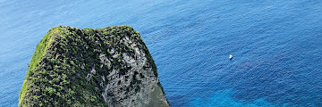 Uluwatu Beach in Bali