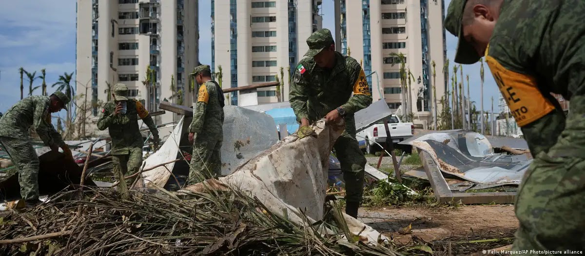 En Acapulco Otis causó daños al 80% del sector hotelero