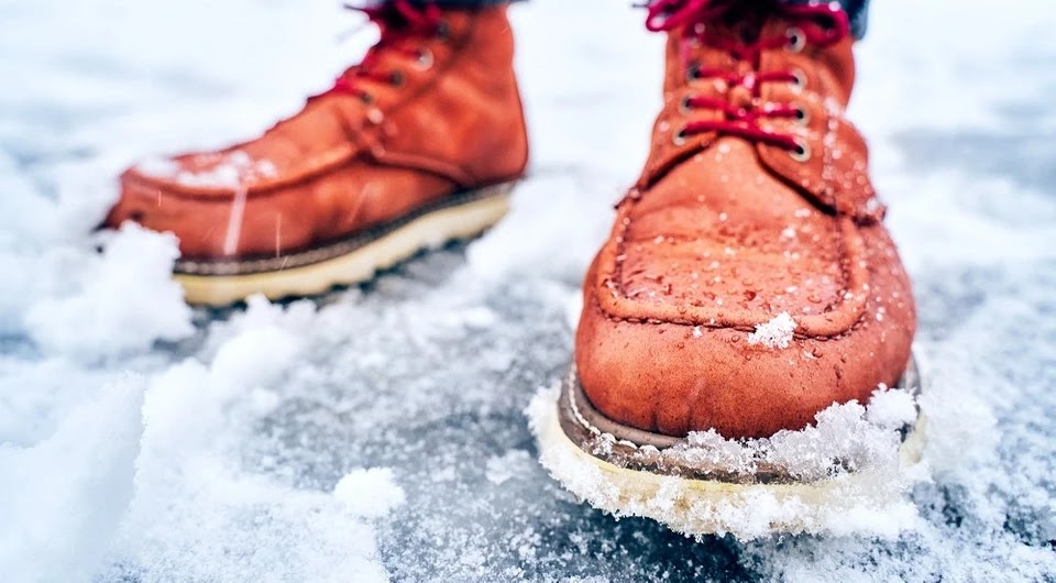 What to do to keep shoes from slipping in winter: 13 ways that work