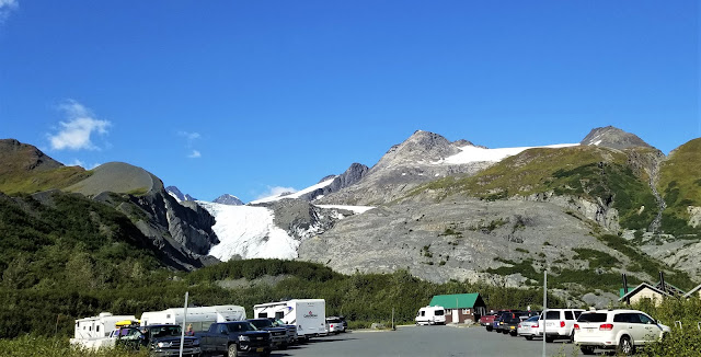 Worthington Glacier parking lot