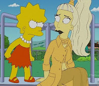 lisa simpson mira enojada a lady gaga