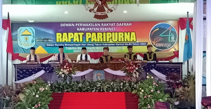 HUT ke-64 Kerinci, Bupati Adirozal Sebut Laju Pertumbuhan Ekonomi Meningkat