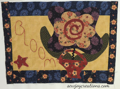 Bloom block from Pat Sloan BOM Friends on Chelsea Lane