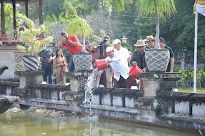   HUT Ke-77 RI, Lomba Mancing di Kolam Teratai DPRD Bali