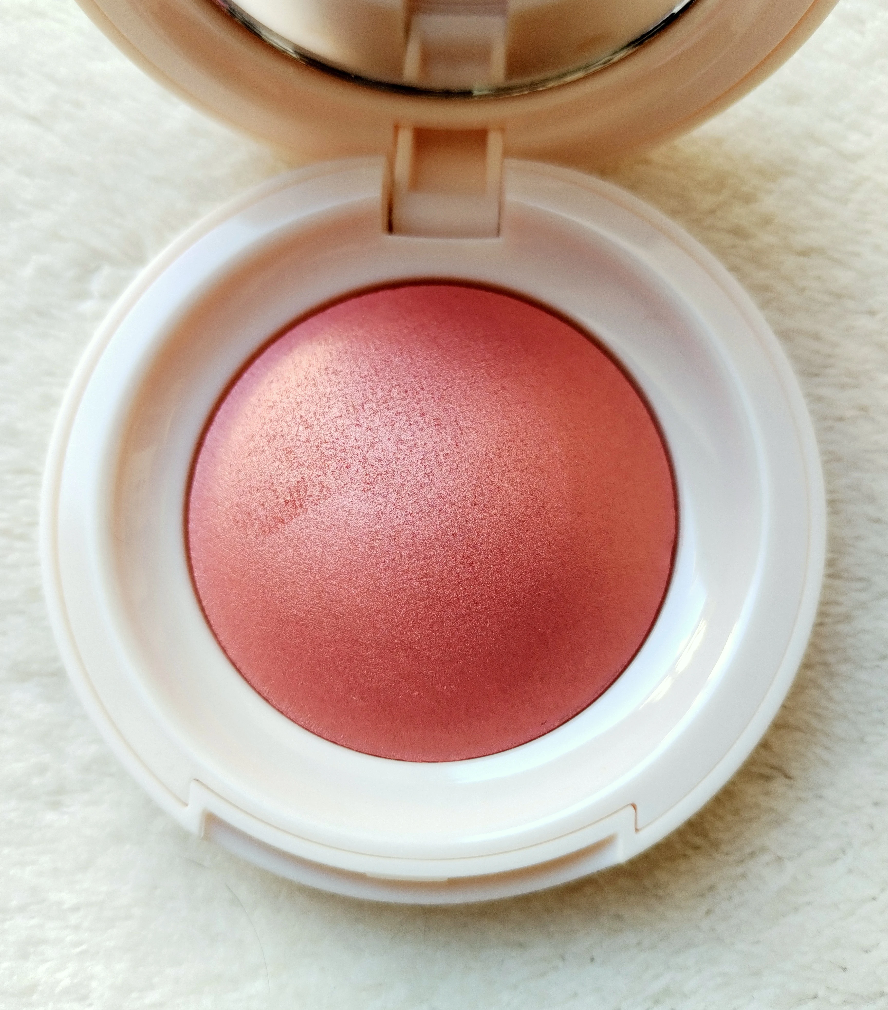 RARE BEAUTY : Soft Pinch Luminous Powder Blush (Joy)