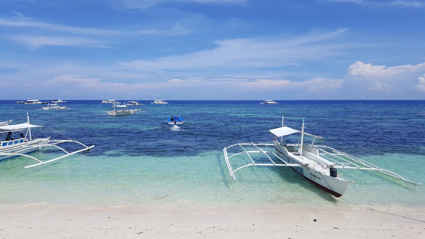 awesome beach panorama at Alona Beach, Panglao, Bohol