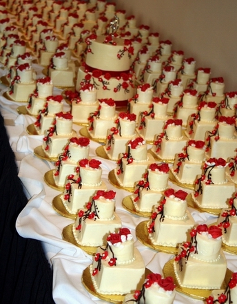 Mini Wedding Cakes