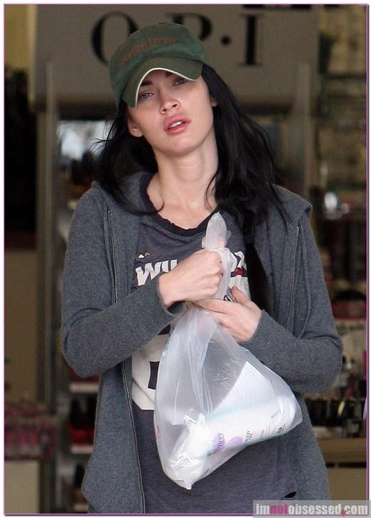 megan fox makeup. Megan Fox Without Makeup Pics; megan fox makeup jennifer. Megan Fox Without Makeup Pics; Megan Fox Without Makeup Pics