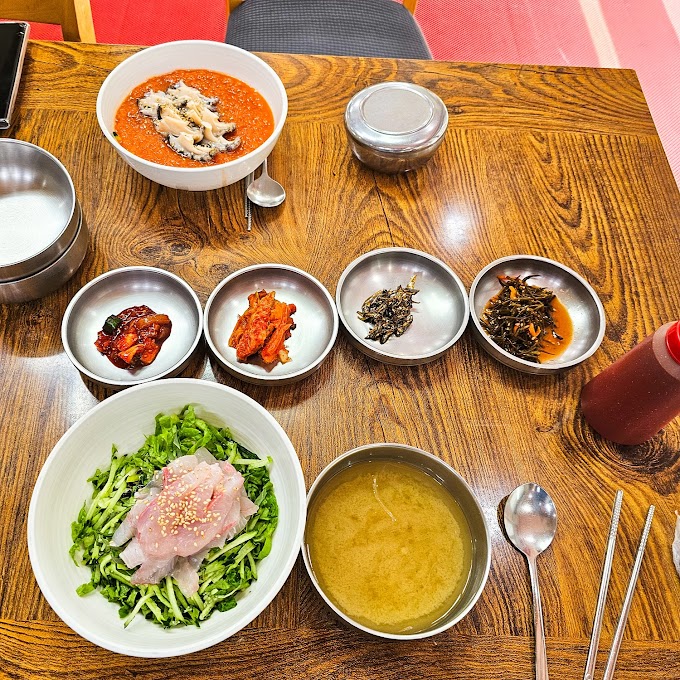 제주 공항 맛집 도두해녀의집 회덮밥 전복물회 ft 주차