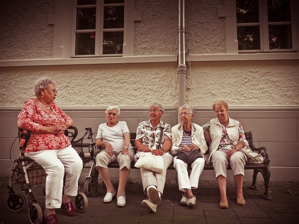 adultos mayores evitan la soledad