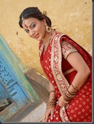 Pooja Gandhi_hot_in_saree_stills