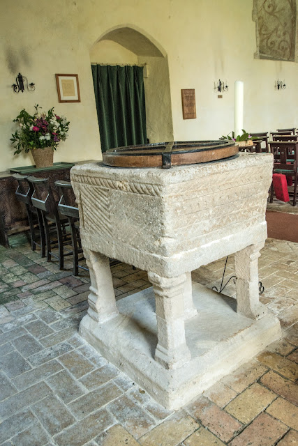 Font of about 12 century