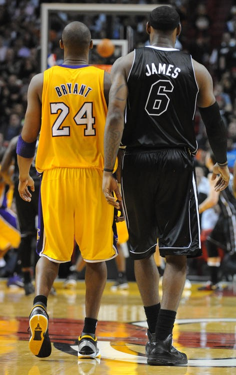Who was better in their prime Kobe Bryant or Lebron James?